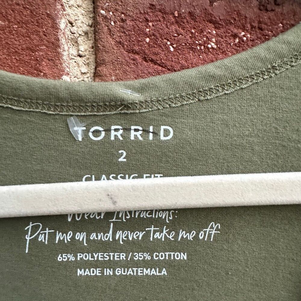 Torrid Classic Fit Olive V Neck Short Sleeve Tee 2X NWOT - Picture 2 of 3